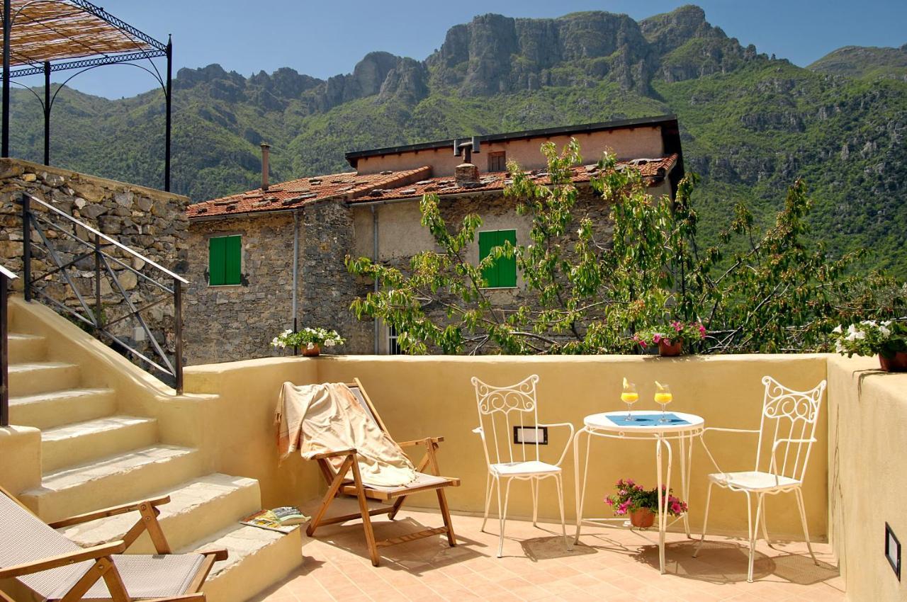לינה וארוחת בוקר Colletta La Casa Dei Nonni Castelbianco מראה חיצוני תמונה